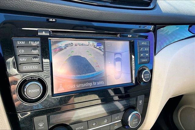 Used 2017 Nissan Rogue Sport SV w/ SV Premium Package image 11