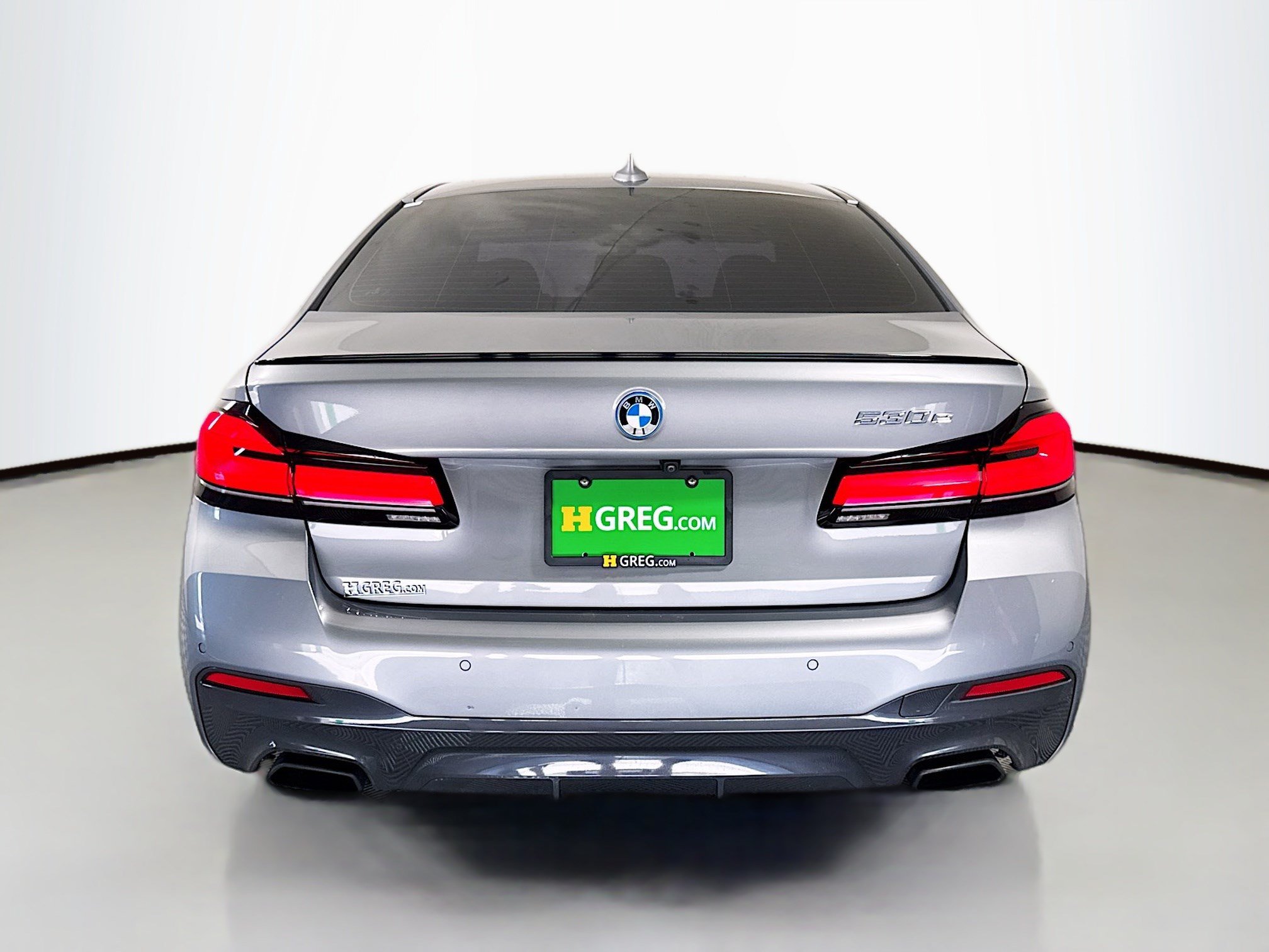 Used 2023 BMW 530e w/ M Sport Package RWD image 8