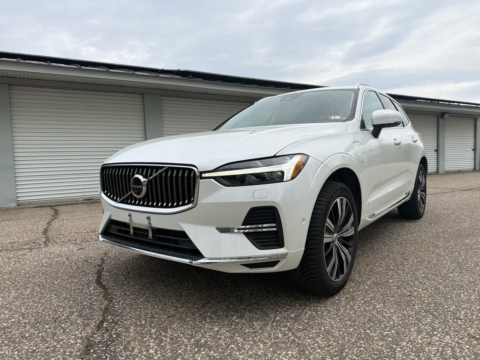 Used 2022 Volvo XC60 T8 Inscription w/ Advanced Package