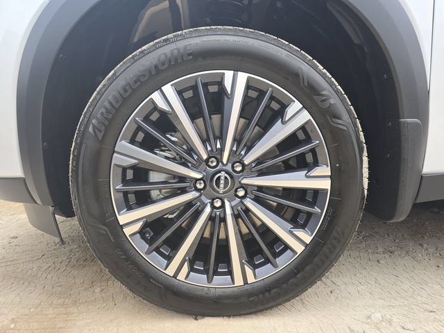 New 2026 Nissan Pathfinder Platinum FWD image 11