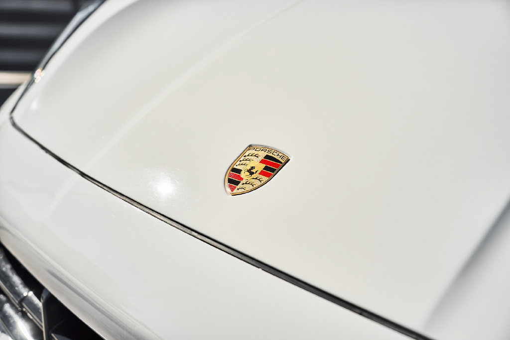 Used 2024 Porsche Cayenne S AWD/4WD image 5