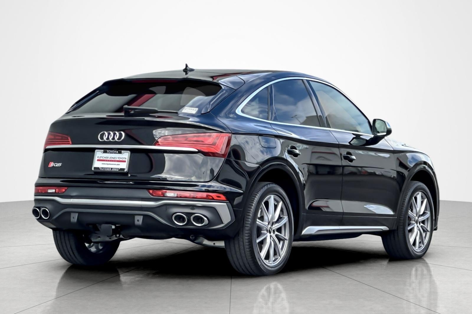 Used 2023 Audi SQ5 Premium Plus w/ Premium Plus Package AWD/4WD image 5