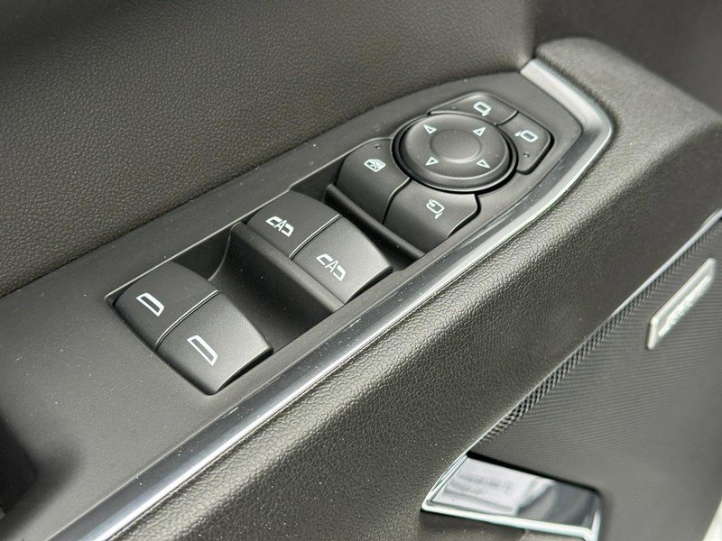 Used 2024 GMC Sierra 1500 SLT w/ SLT Premium Plus Package image 17