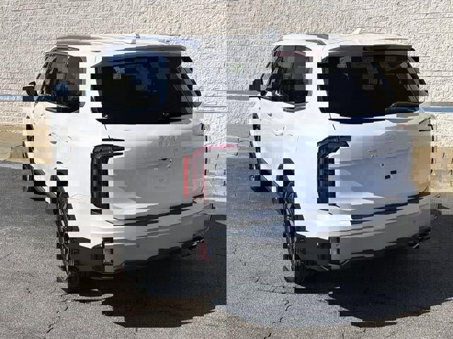 Used 2023 Kia Telluride EX w/ EX Captain's Chair Package image 5
