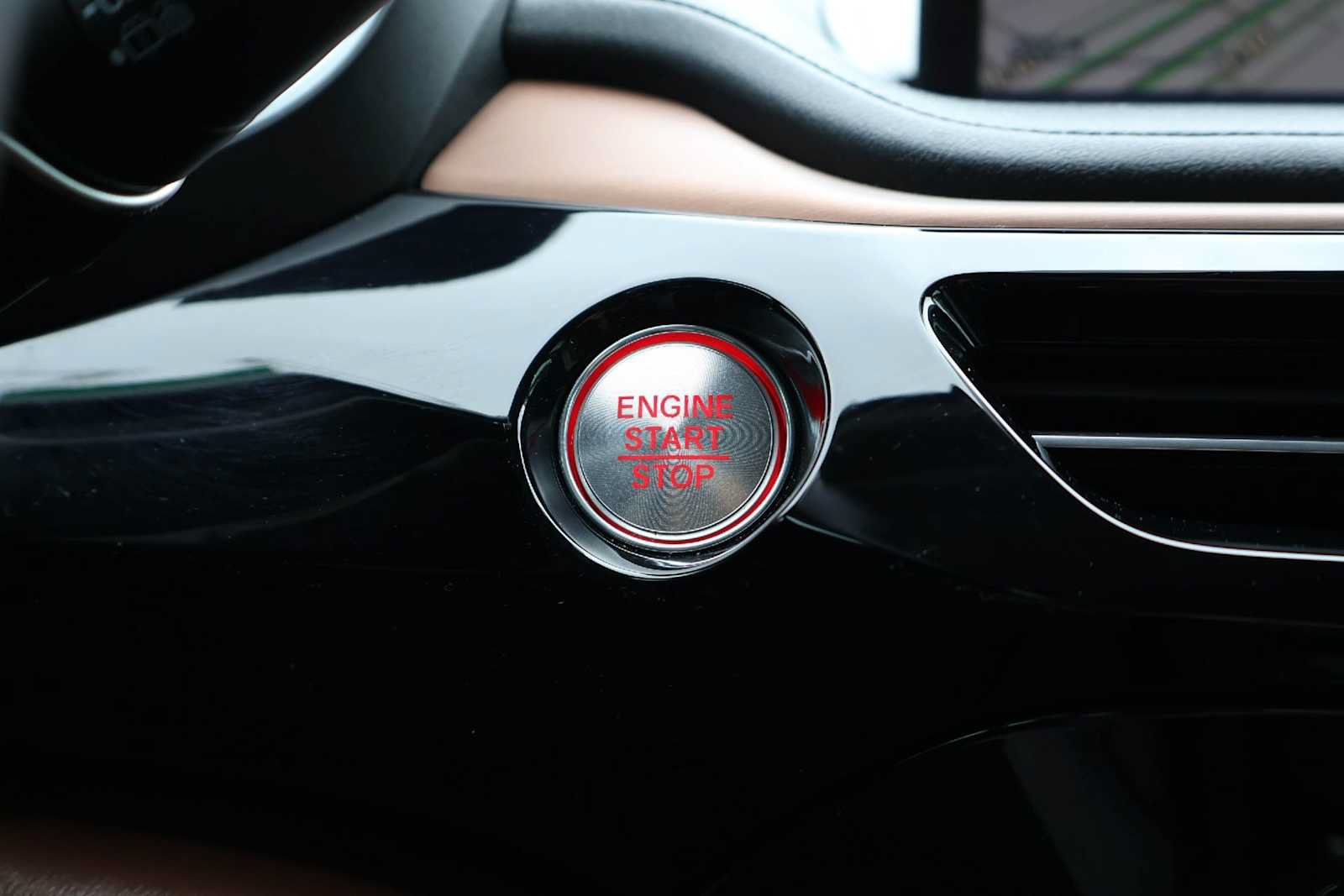Certified 2023 Acura MDX w/ Technology Package FWD image 25