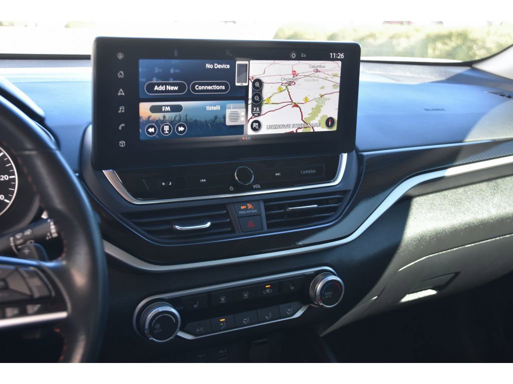 Used 2023 Nissan Altima 2.5 SR w/ SR Premium Package image 20