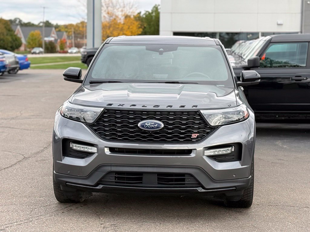 Certified 2022 Ford Explorer ST w/ Equipment Group 401A AWD/4WD image 32