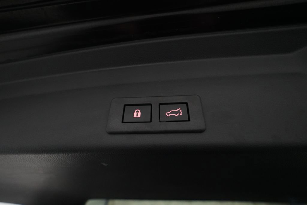 Certified 2025 Subaru Ascent Limited image 15