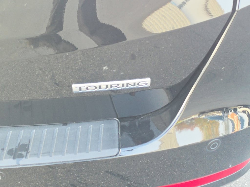 Certified 2024 Honda Odyssey Touring image 7