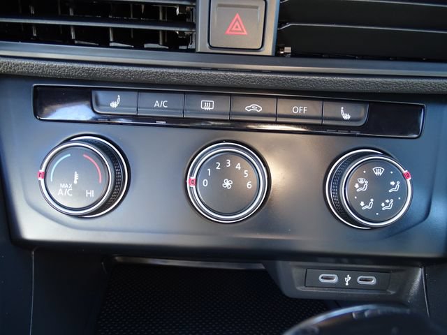 Used 2024 Volkswagen Jetta Sport FWD image 12
