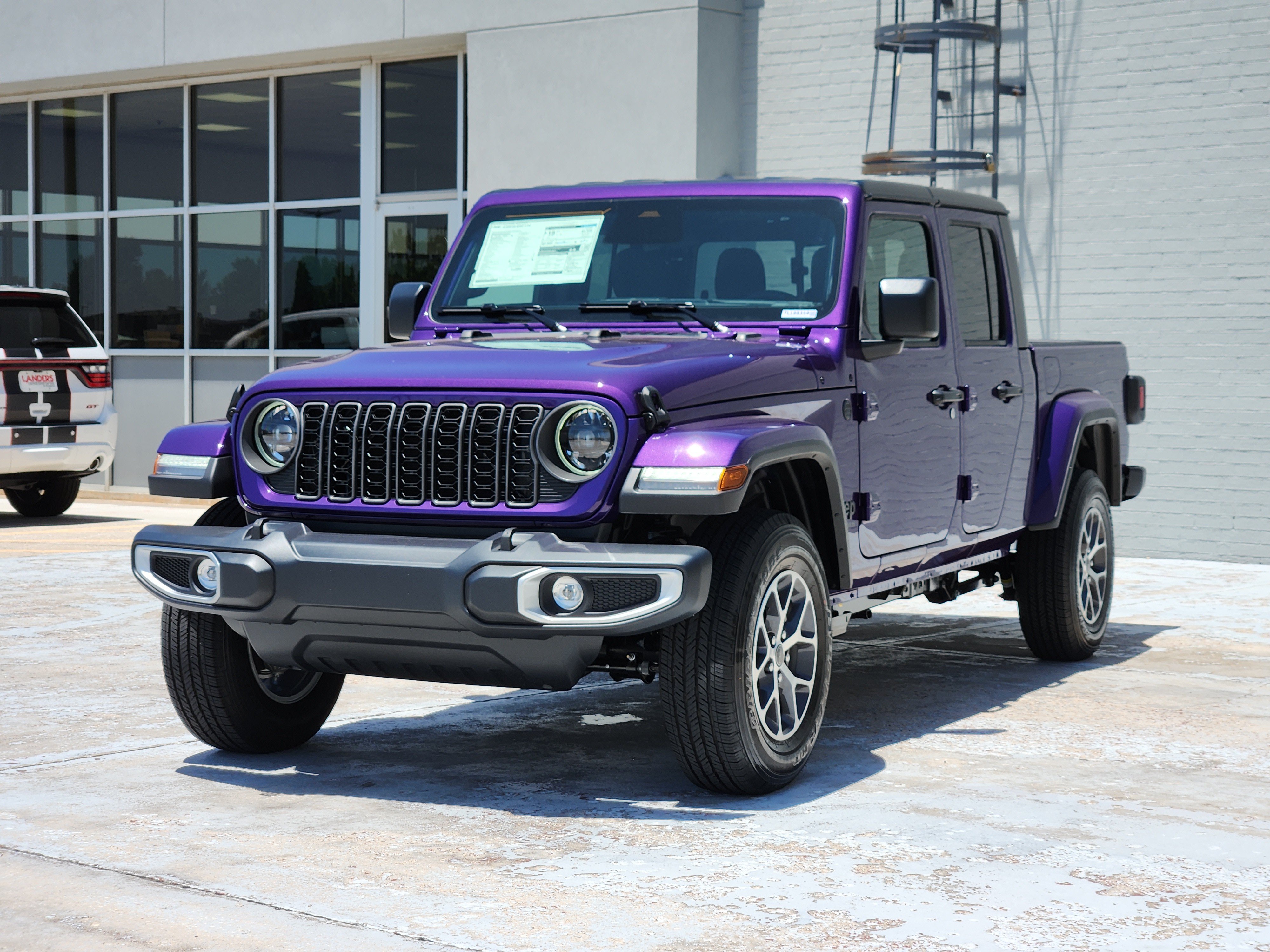 New 2026 Jeep Gladiator Sport AWD/4WD image 2