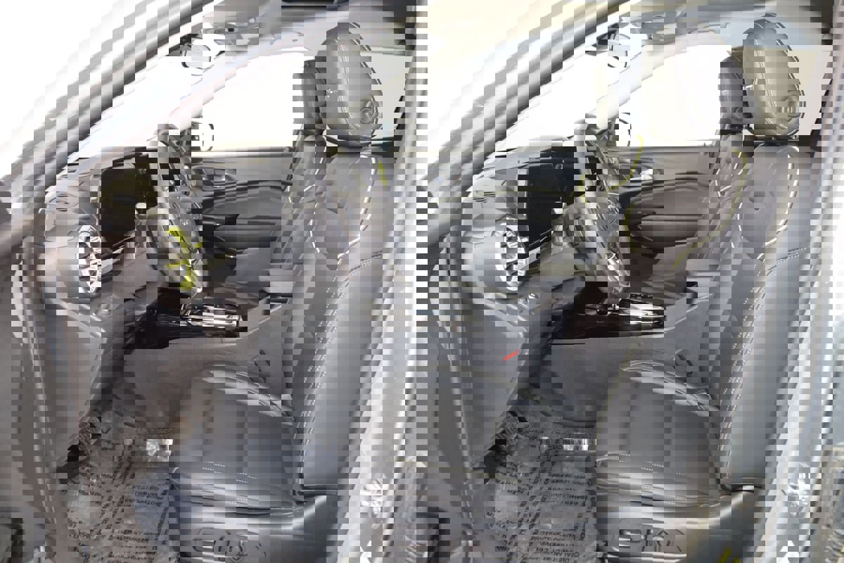 Used 2024 Chevrolet Trax ACTIV w/ Sunroof Package image 11