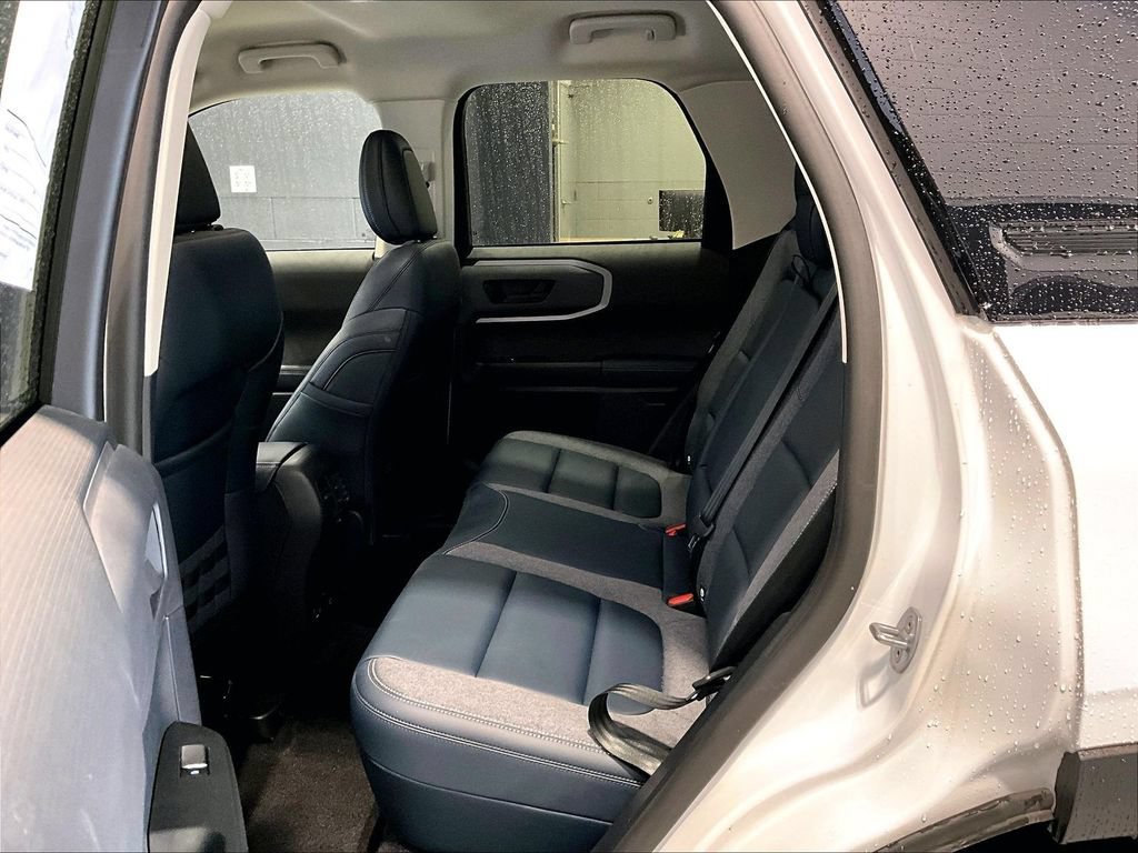 Used 2024 Ford Bronco Sport Outer Banks AWD/4WD image 15