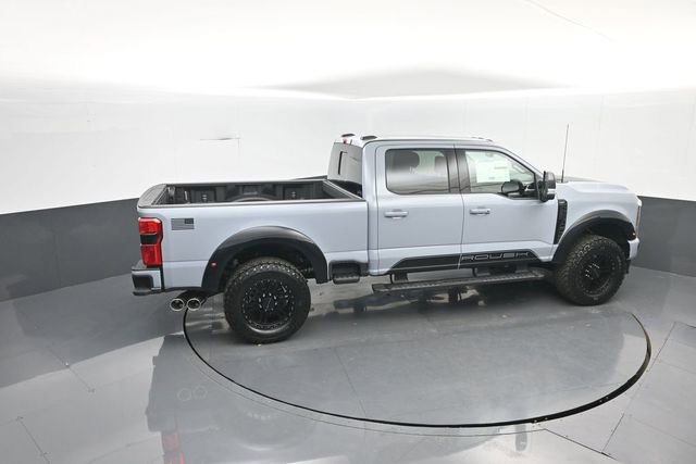 New 2026 Ford F250 Lariat w/ Black Appearance Package image 25