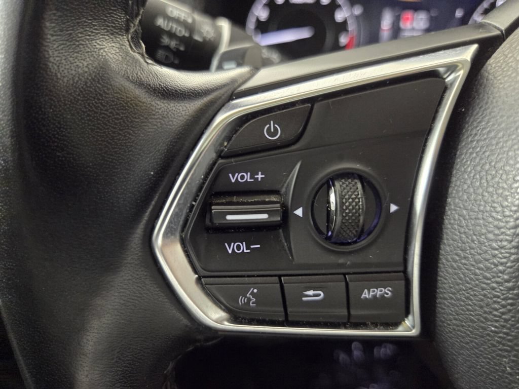 Used 2024 Acura RDX SH-AWD image 18