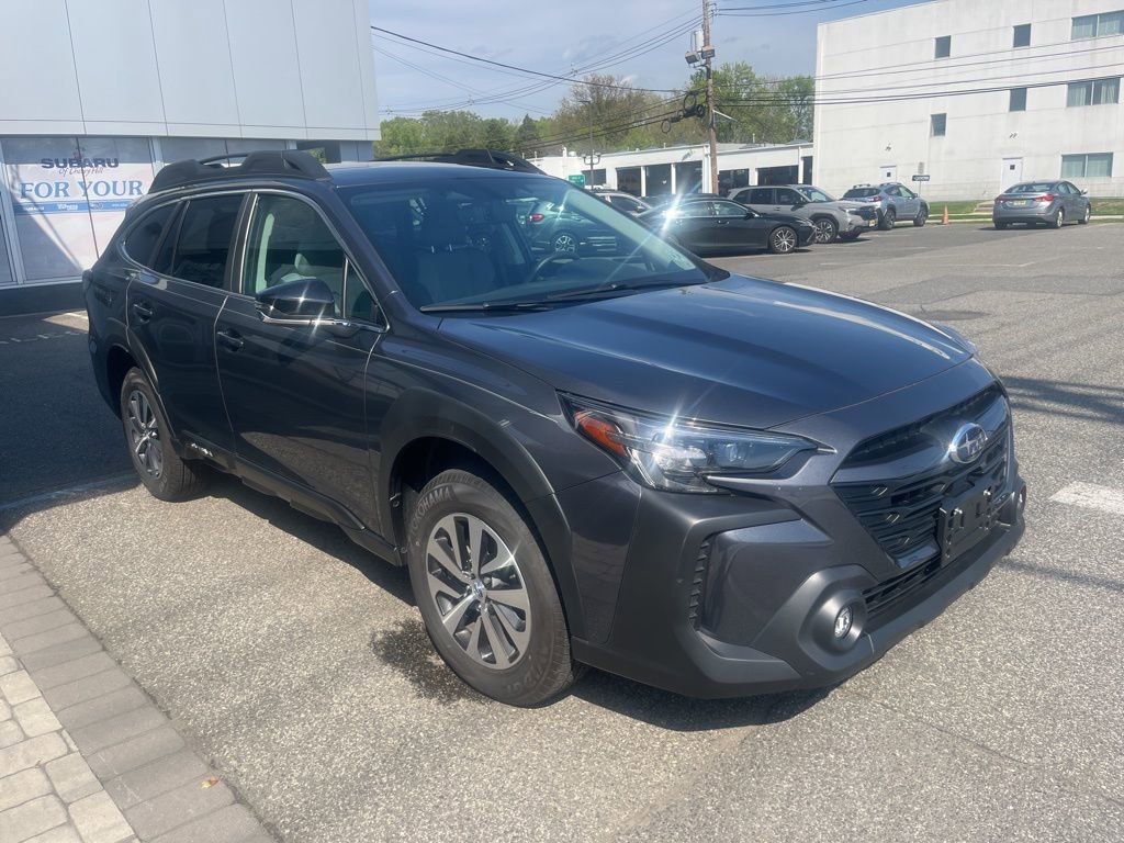 Certified 2025 Subaru Outback Premium AWD/4WD image 1