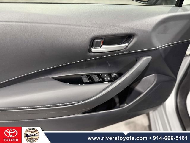 Used 2023 Toyota Corolla SE image 11