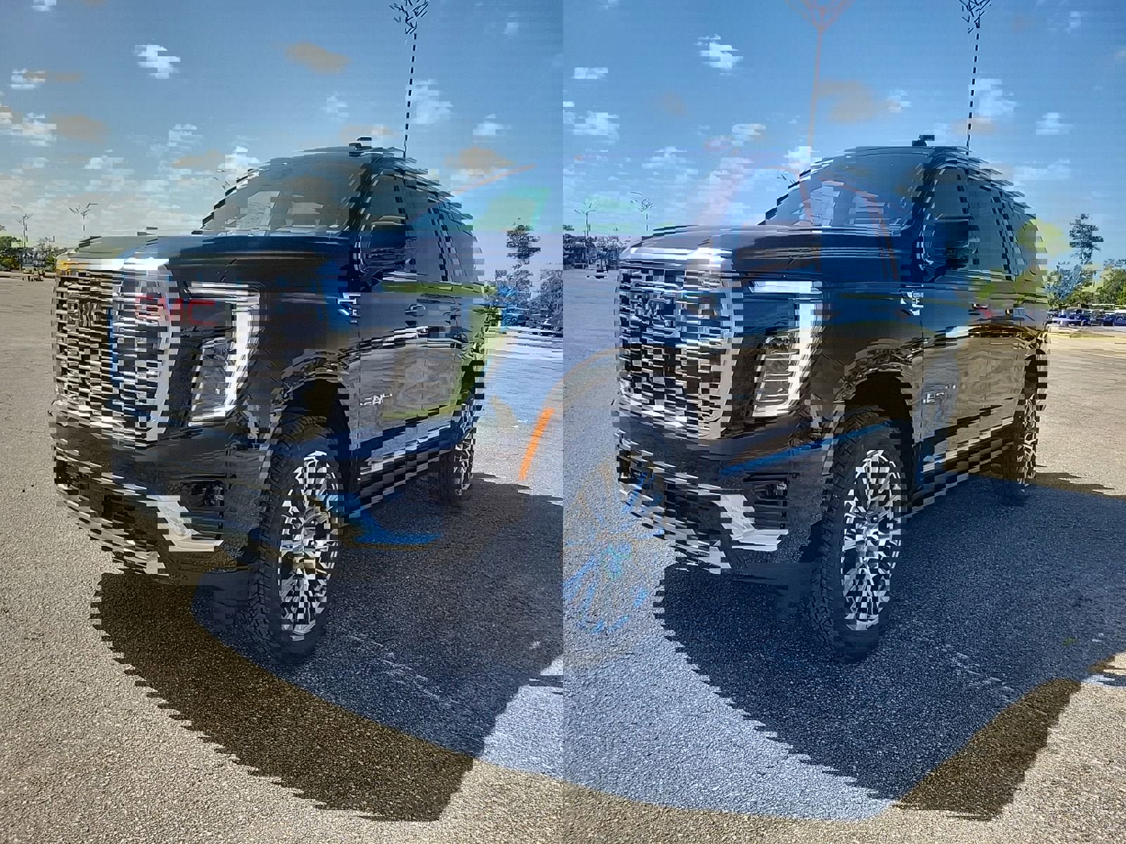 New 2026 GMC Yukon XL Denali image 2