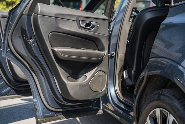 Certified 2024 Volvo XC60 B5 Plus w/ Protection Package Premier image 35