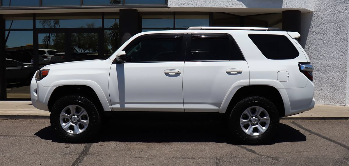 Used 2022 Toyota 4Runner SR5 AWD/4WD image 8