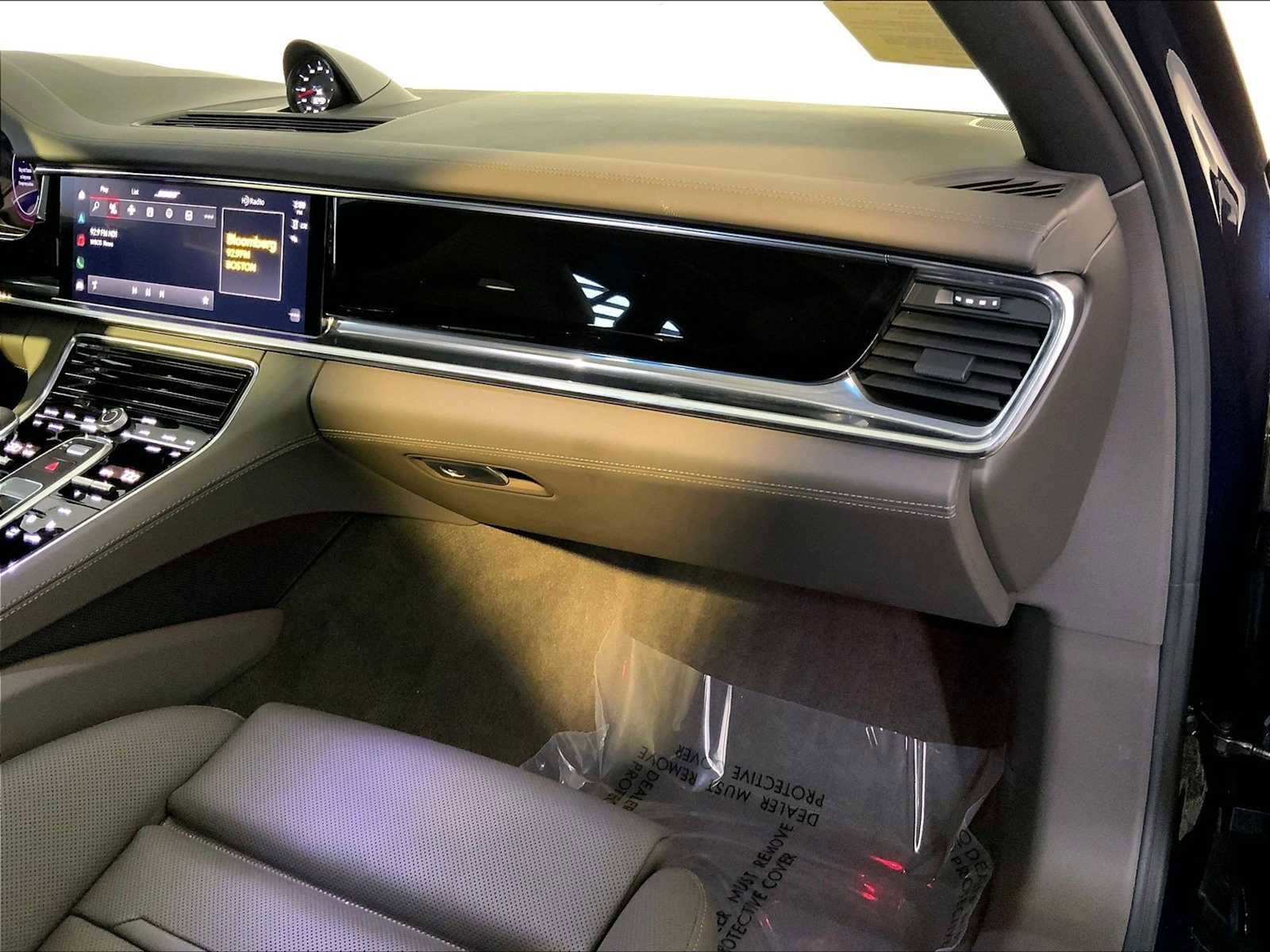 Certified 2023 Porsche Panamera 4S image 22