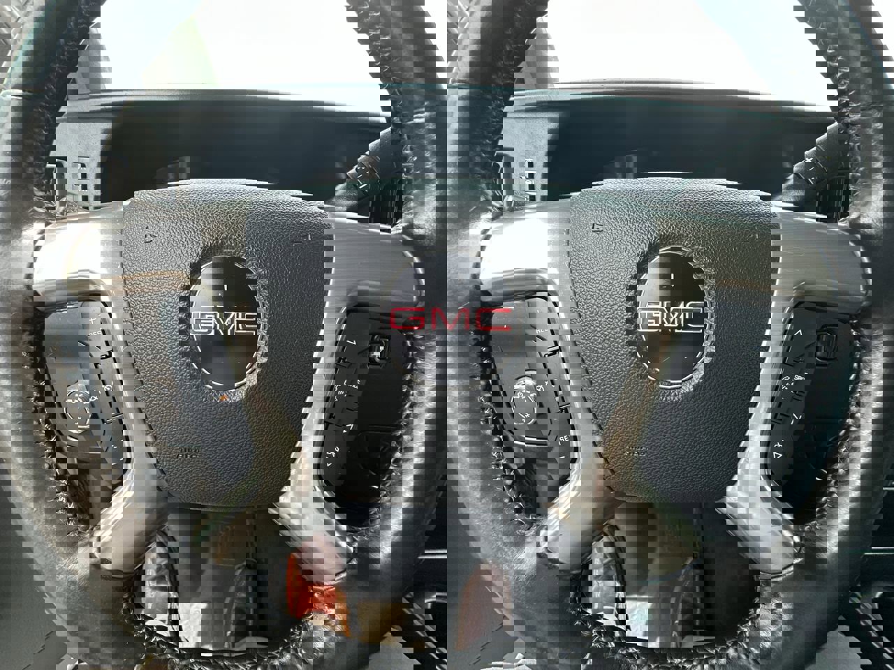 Used 2017 GMC Savana 2500 LT w/ LT Preferred Equipment Group image 14