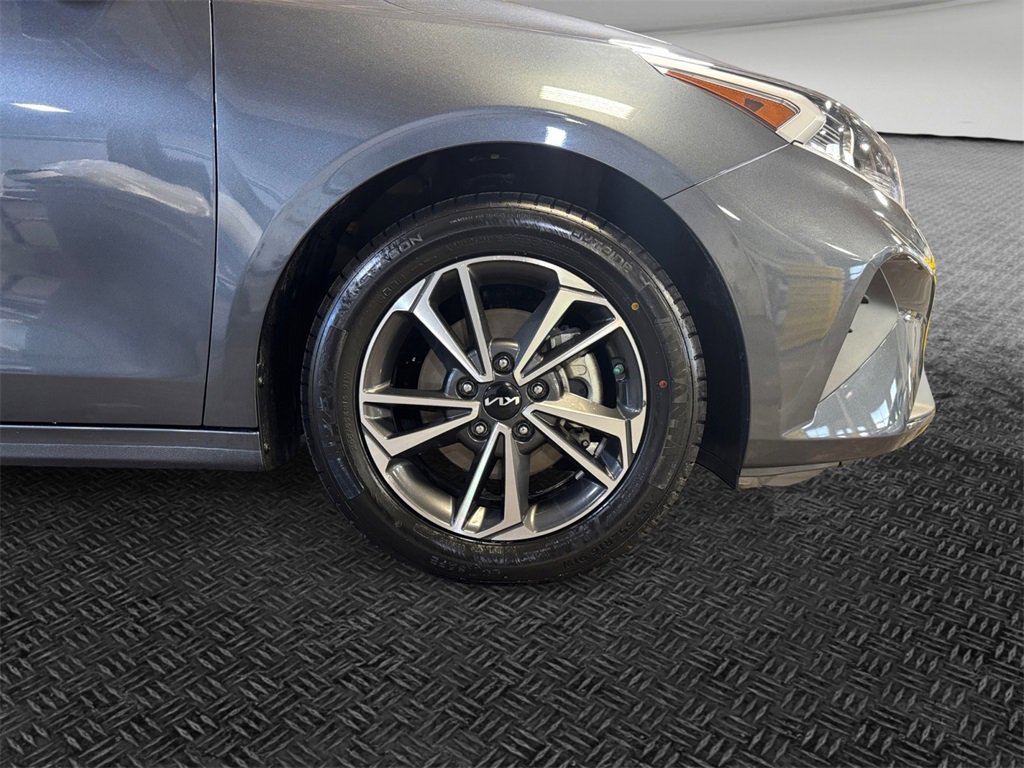 Certified 2024 Kia Forte LXS image 11