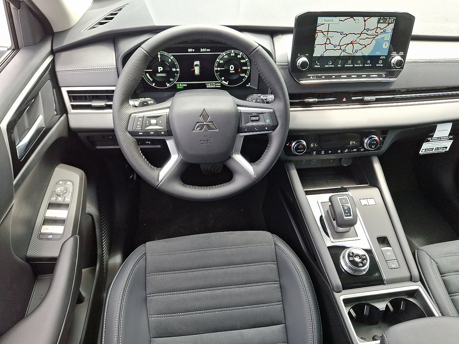 New 2025 Mitsubishi Outlander SE image 11