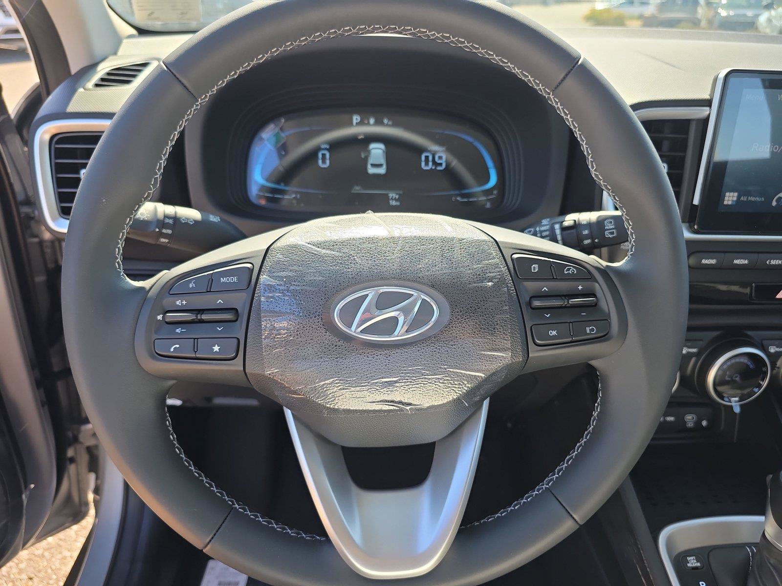 New 2026 Hyundai Venue SEL FWD image 14