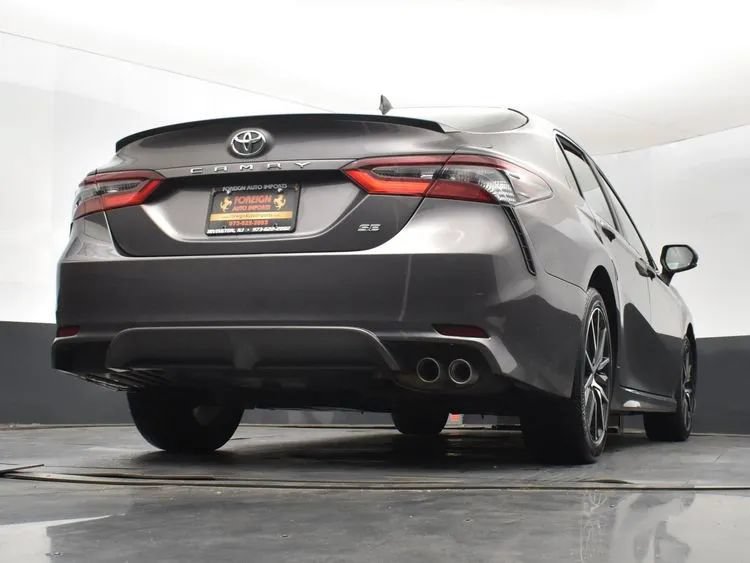 Used 2023 Toyota Camry SE FWD image 13