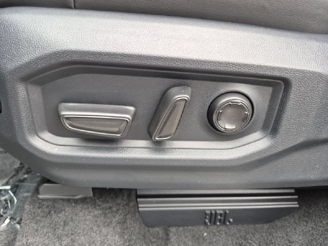 New 2026 Toyota Tundra Platinum AWD/4WD image 20