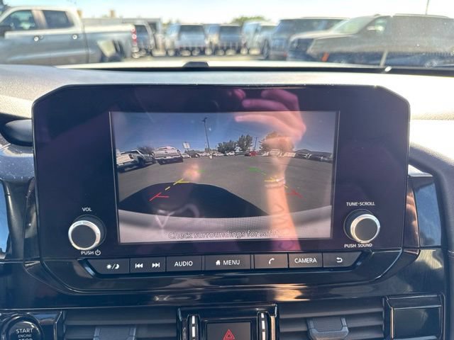 Used 2025 Nissan Pathfinder SV AWD/4WD image 26