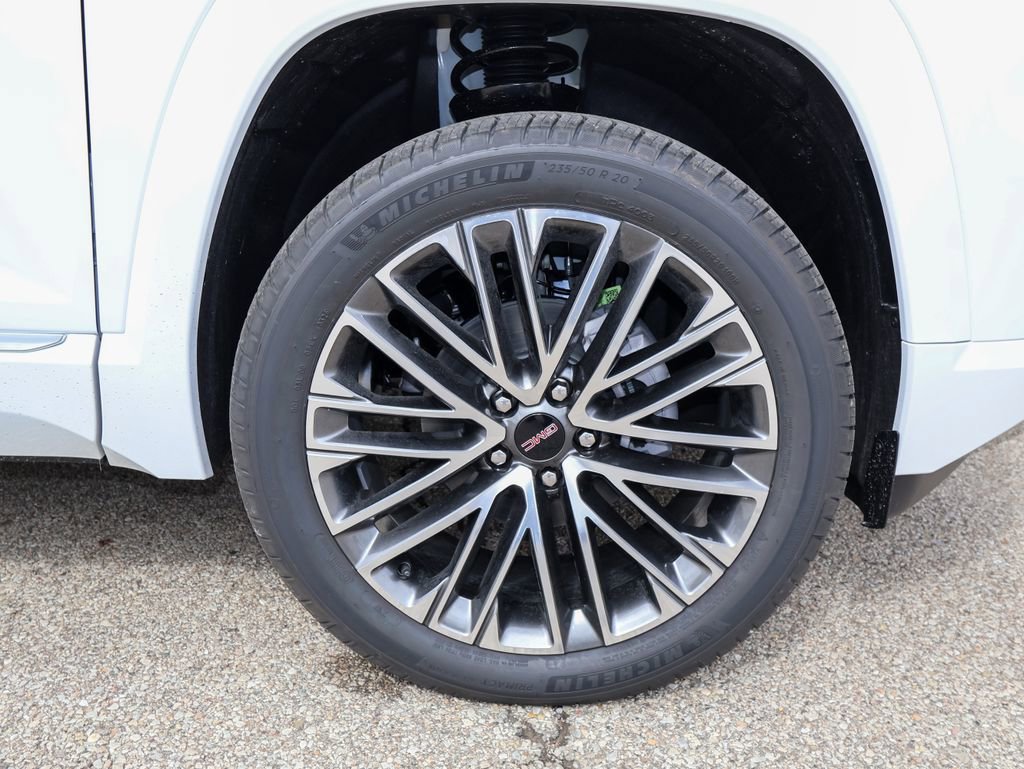 New 2026 GMC Terrain Denali w/ LPO, Floor Liner Package image 34