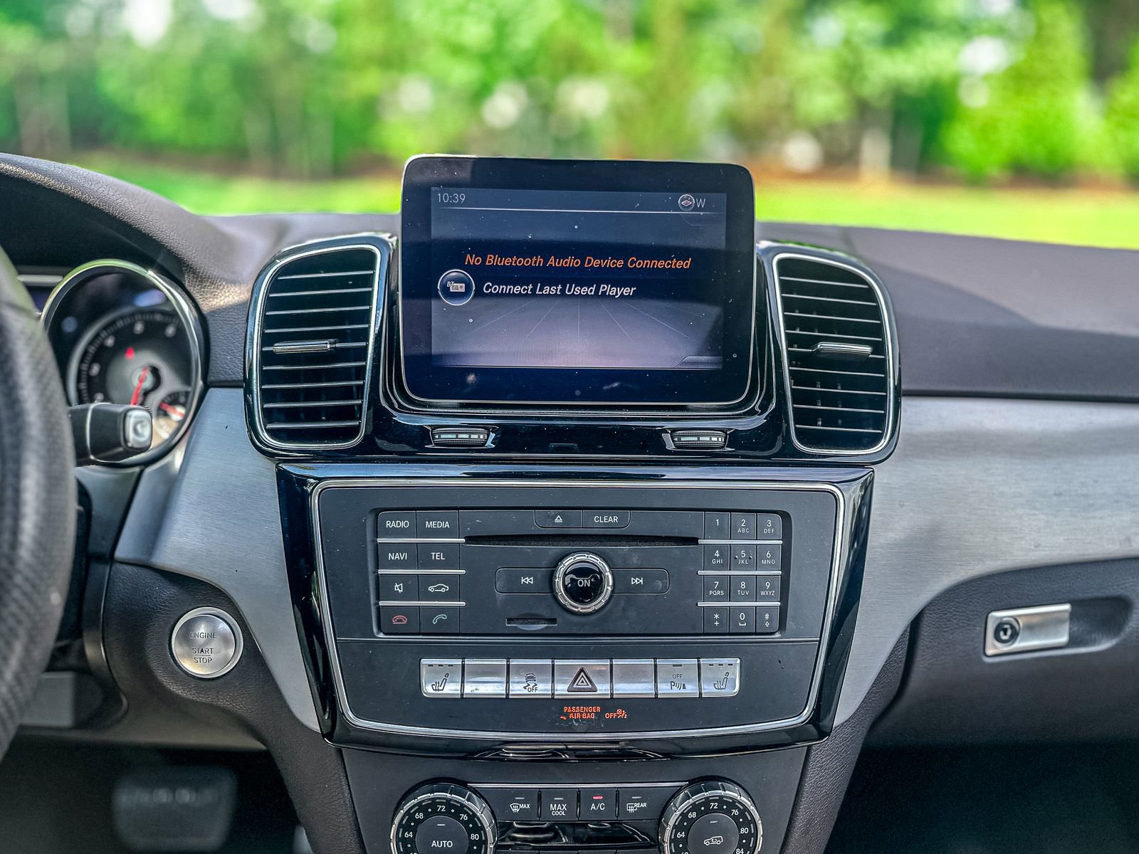 Used 2018 Mercedes-Benz GLE 350 w/ Premium 2 Package image 18