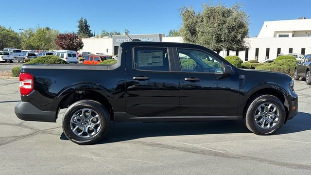 New 2026 Ford Maverick XLT image 3