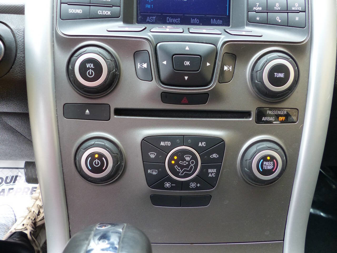 Used 2014 Ford Edge SEL image 32