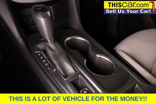 Used 2018 Chevrolet Equinox LT image 12