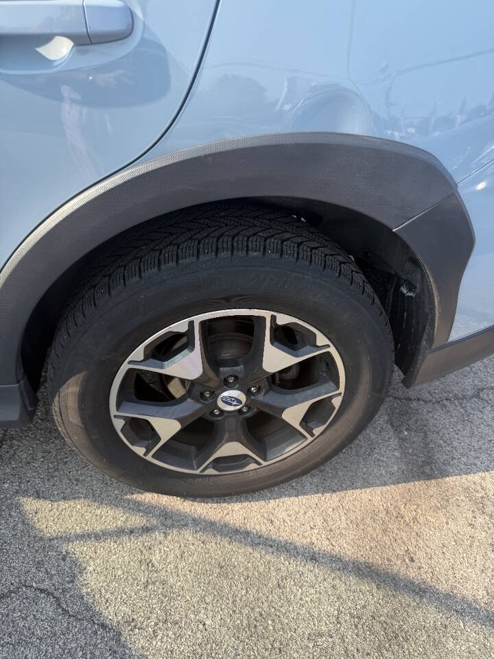 Used 2018 Subaru Crosstrek 2.0i Premium AWD/4WD image 19