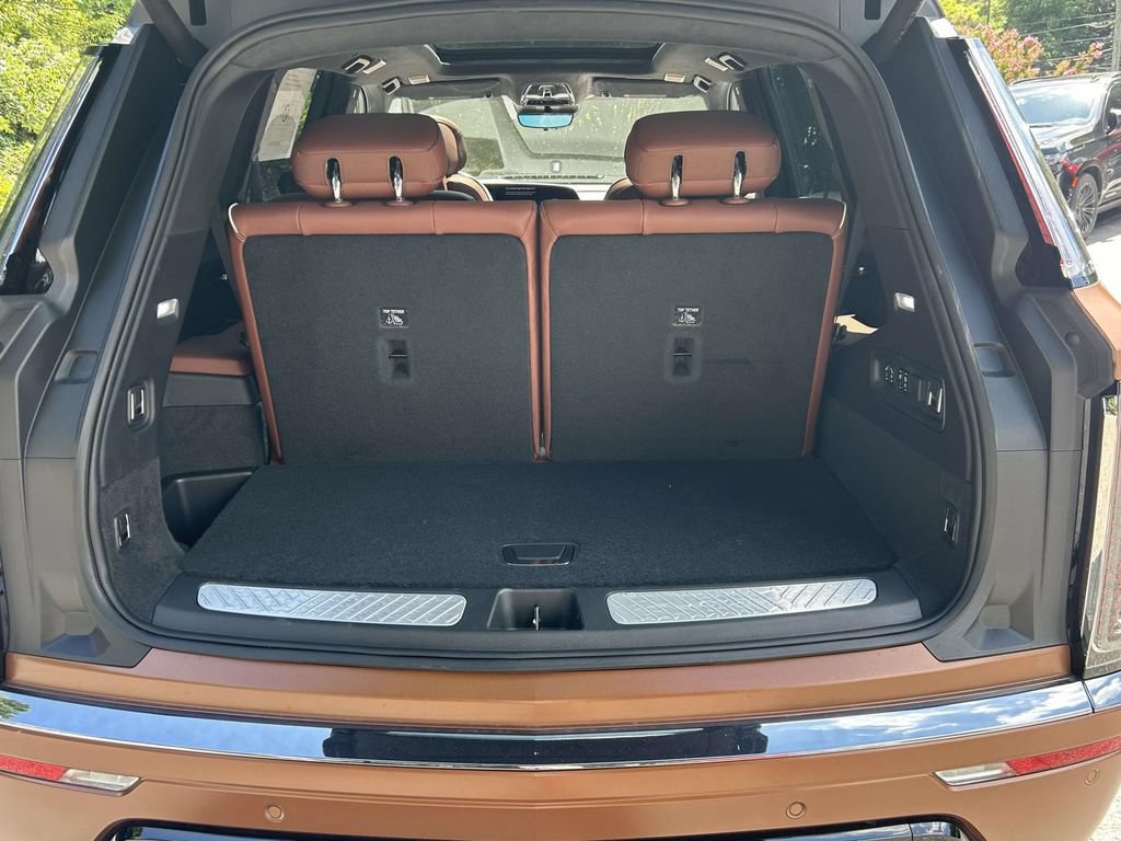 New 2027 Cadillac Vistiq Sport AWD/4WD image 10
