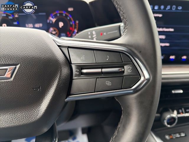 Used 2025 Chevrolet Suburban Z71 image 32