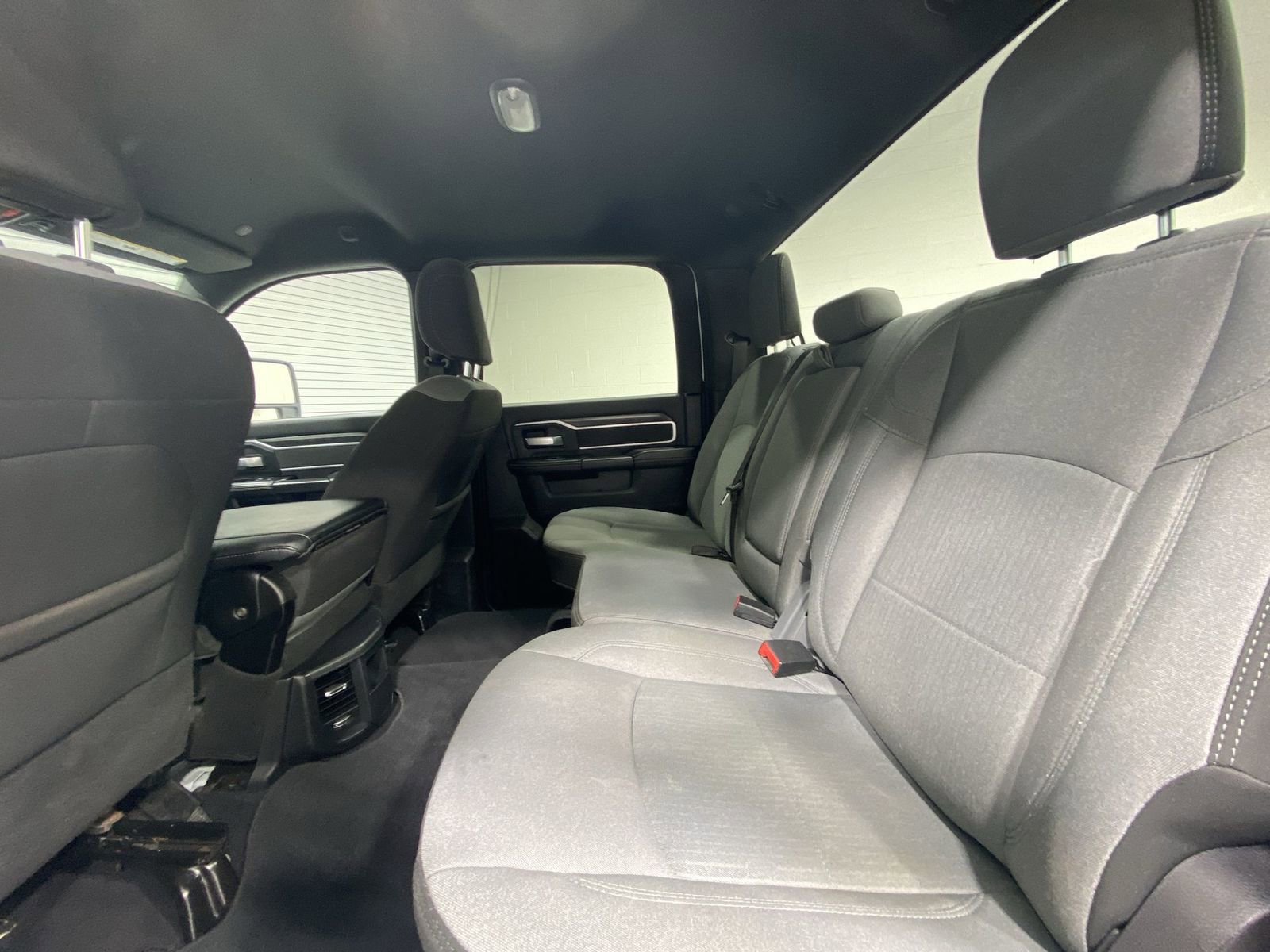 Used 2024 RAM 3500 Big Horn image 21