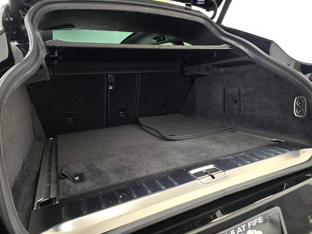 Used 2024 Aston Martin DBX 707 image 21