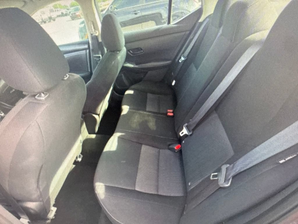 Used 2024 Nissan Sentra SV FWD image 8