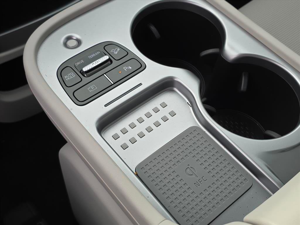 New 2026 Hyundai Ioniq 9 Calligraphy image 19