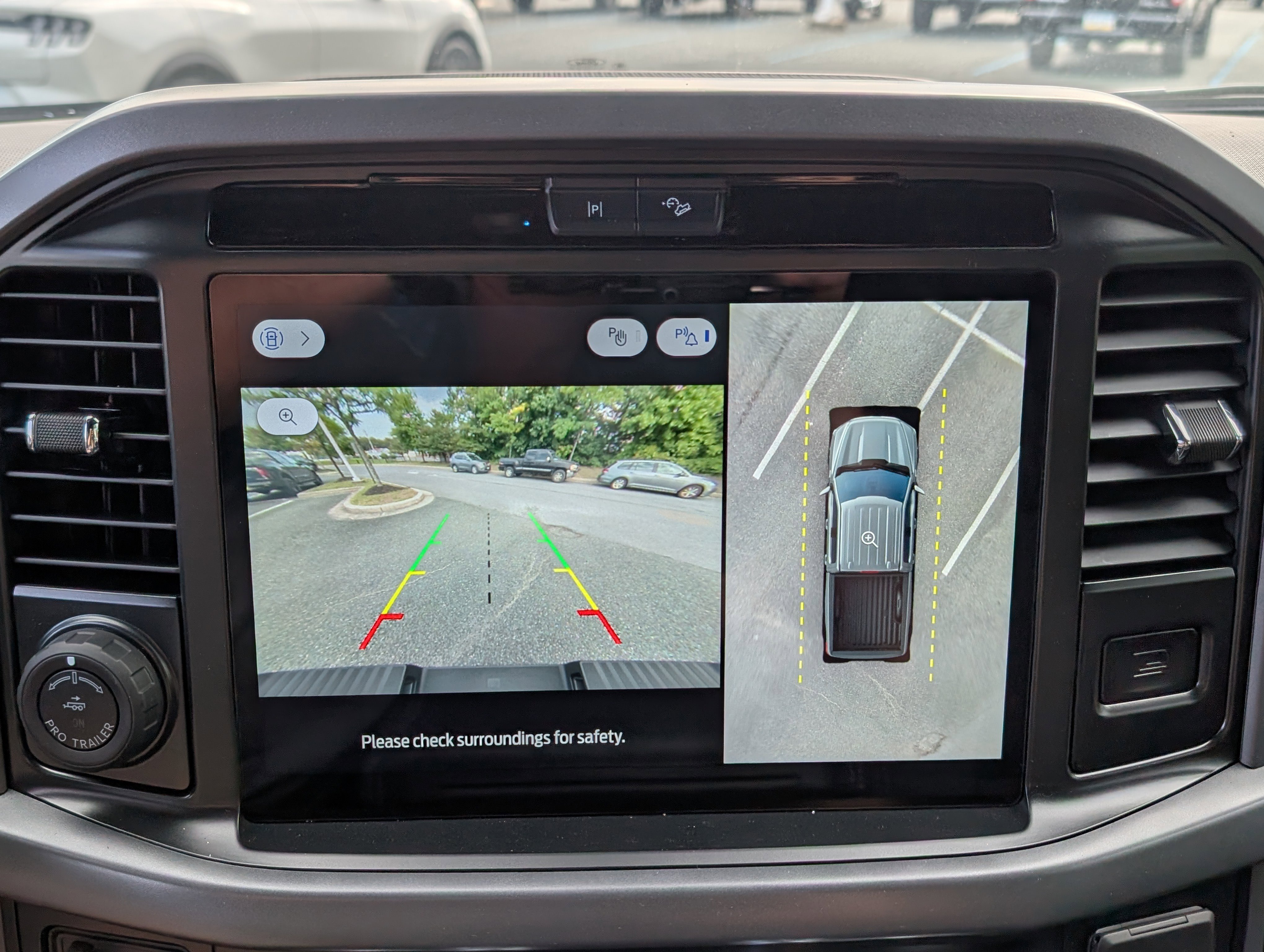 New 2025 Ford F150 XLT w/ Equipment Group 302A MID image 30