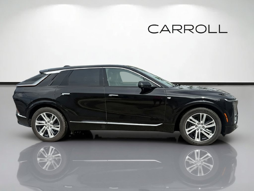 Certified 2024 Cadillac Lyriq Tech AWD/4WD image 2