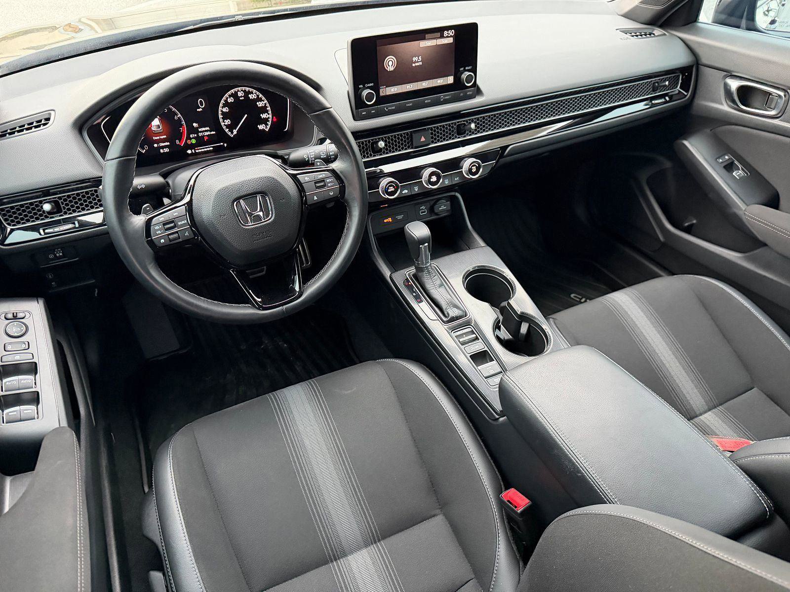 Used 2024 Honda Civic Sport image 5