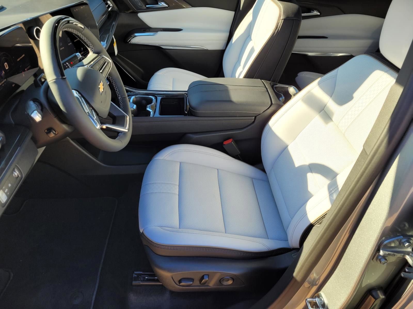 New 2026 Chevrolet Traverse High Country image 16