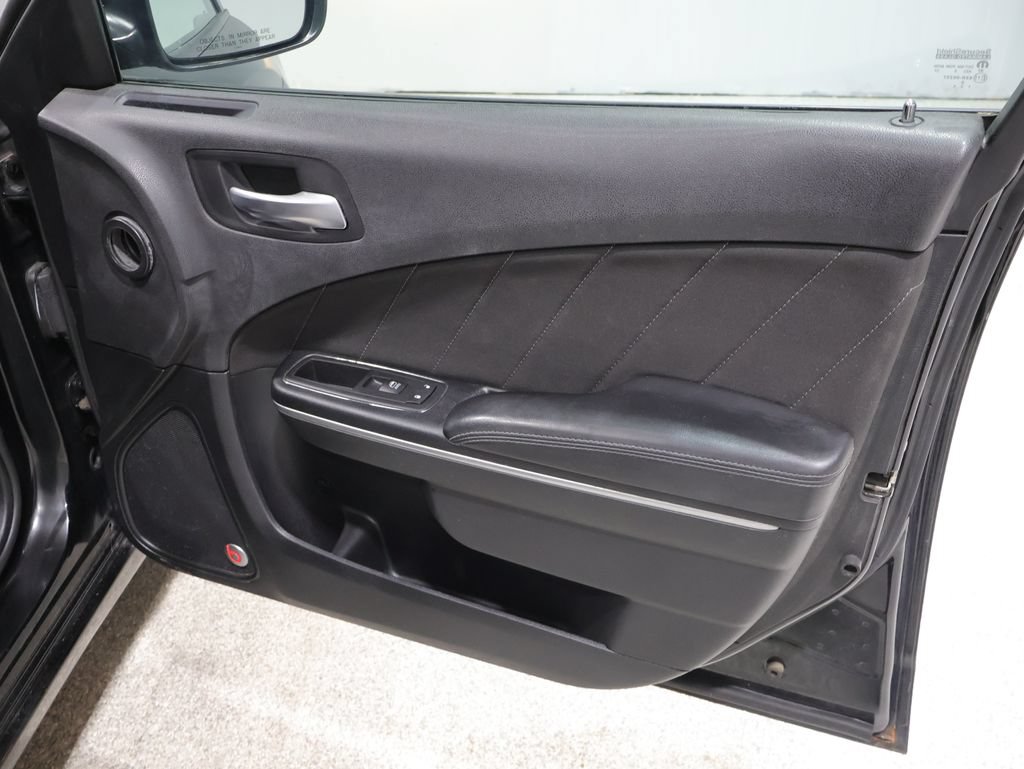 Used 2015 Dodge Charger SXT w/ Rallye Group AWD/4WD image 25