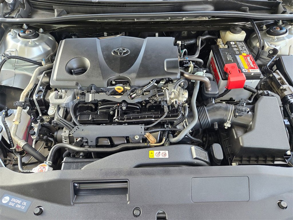 Used 2021 Toyota Camry SE image 31